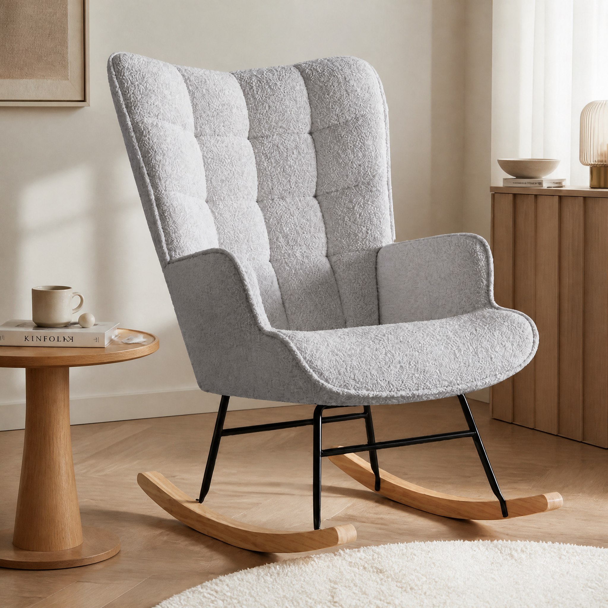 Fauteuil à bascule Bruma gris en bouclette avec base bois massif